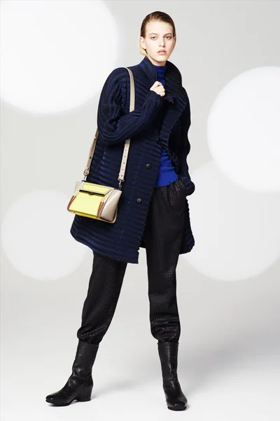 Look 15